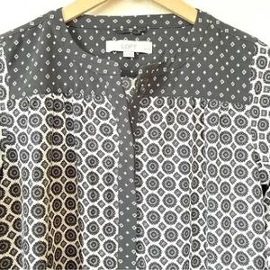 Women’s Ann Taylor LOFT 3/4 Sleeve Dress - 4 button closure. Grey/Beige Sz SP